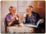yıllar geçmiş olsa da birlikte kahvaltı yapan yaşlı mutlu çift